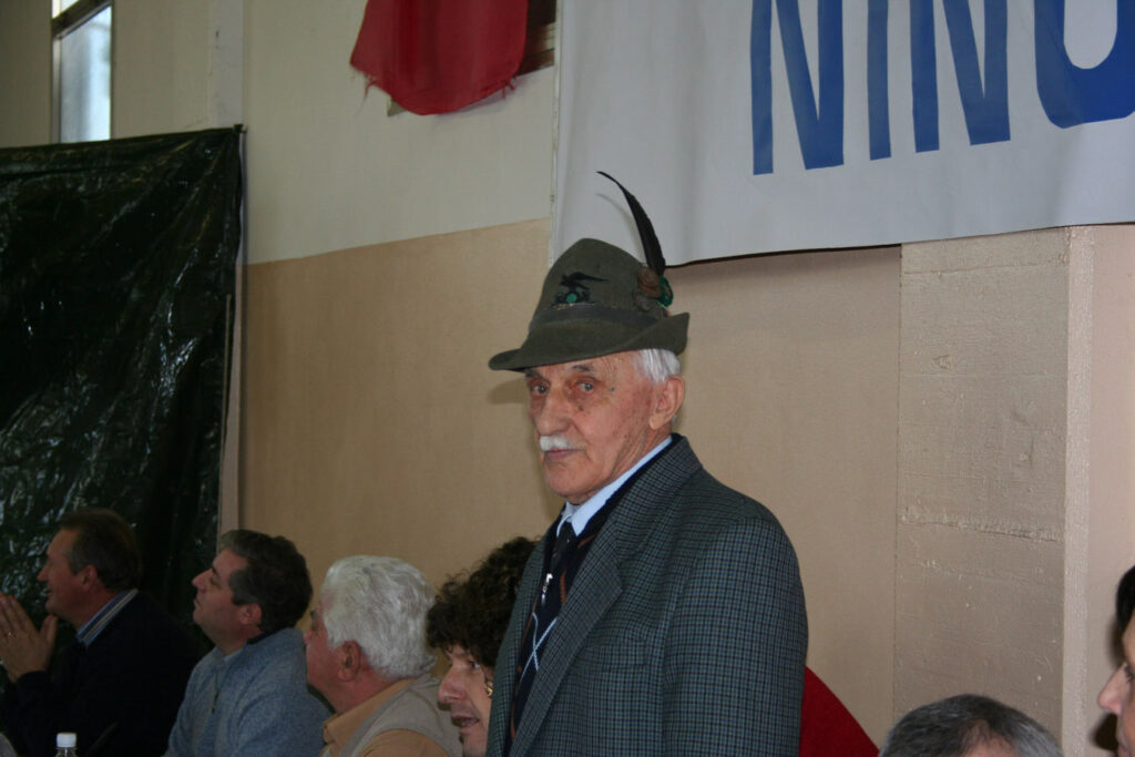 Nino e i suoi 90 anni da alpino