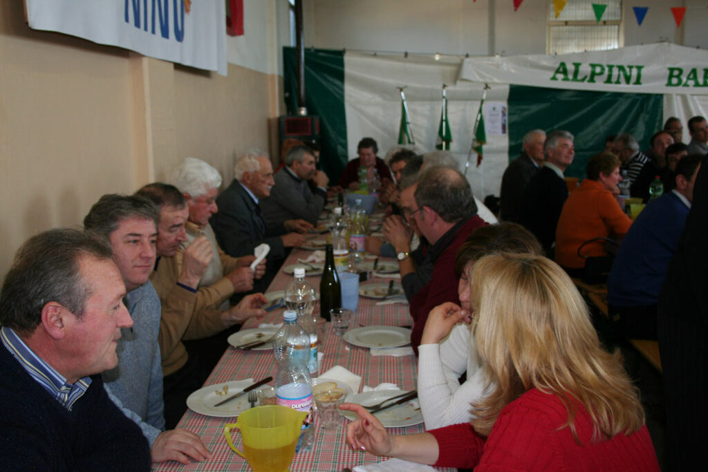 Nino e i suoi 90 anni da alpino