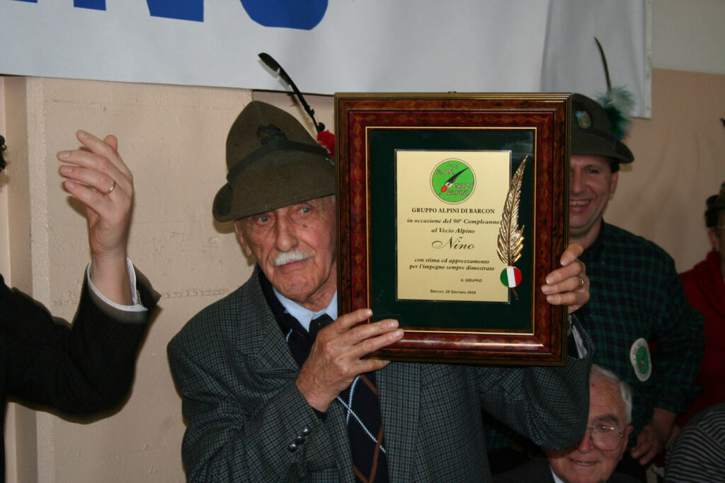 Nino e i suoi 90 anni da alpino
