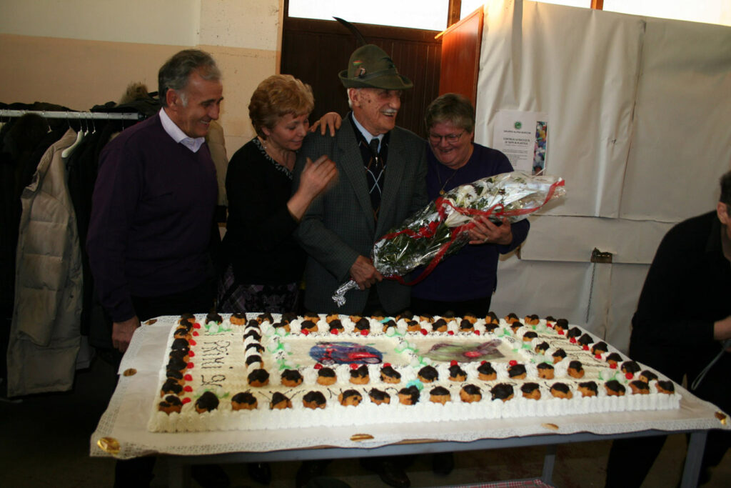Nino e i suoi 90 anni da alpino
