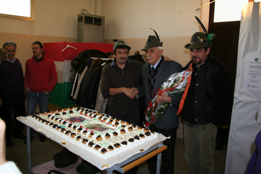 Nino e i suoi 90 anni da alpino