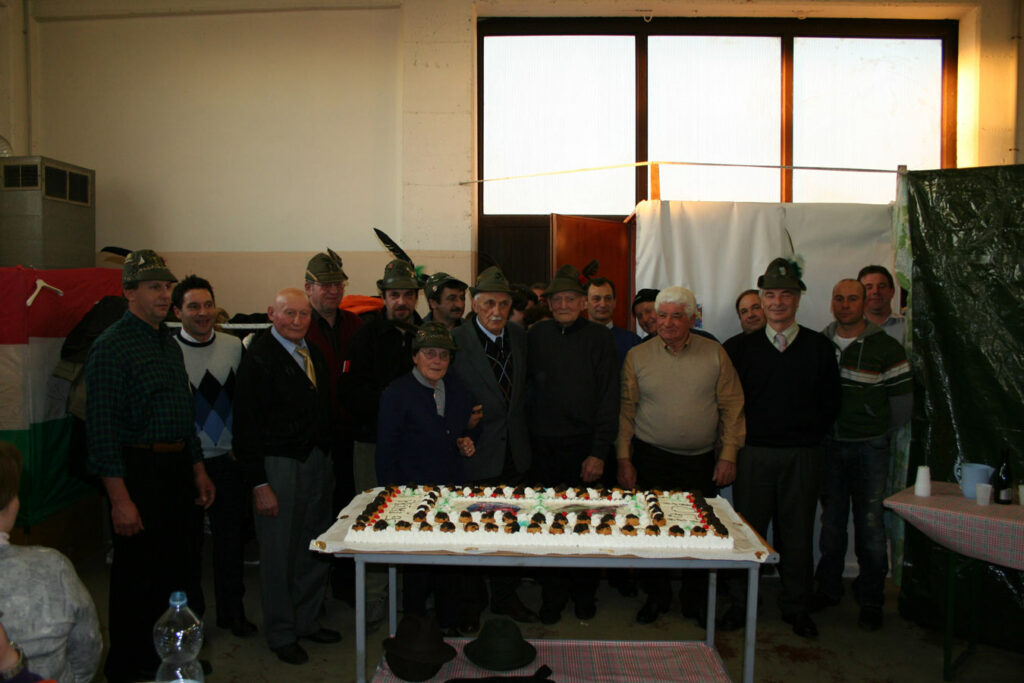Nino e i suoi 90 anni da alpino