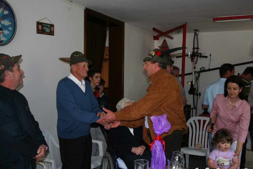 Luciano Lovato 90 anni d'alpino