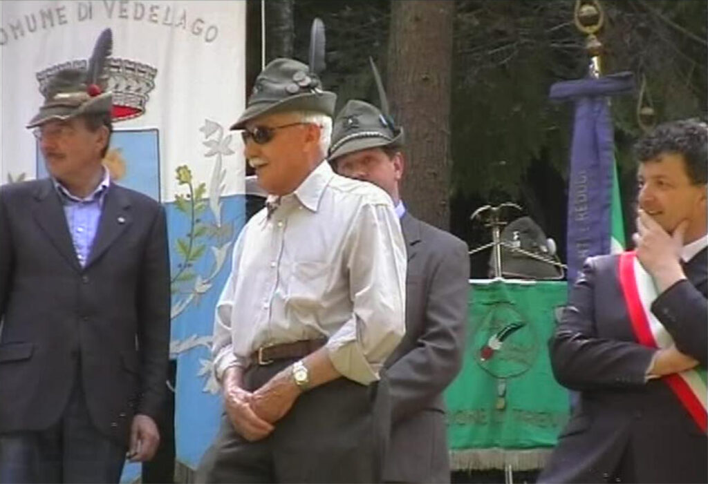 2 giugno 2009: manifestazione degli alpini al Bosco delle Penne Mozze