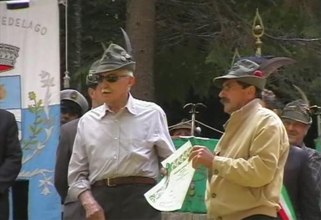 2 giugno 2009: manifestazione degli alpini al Bosco delle Penne Mozze
